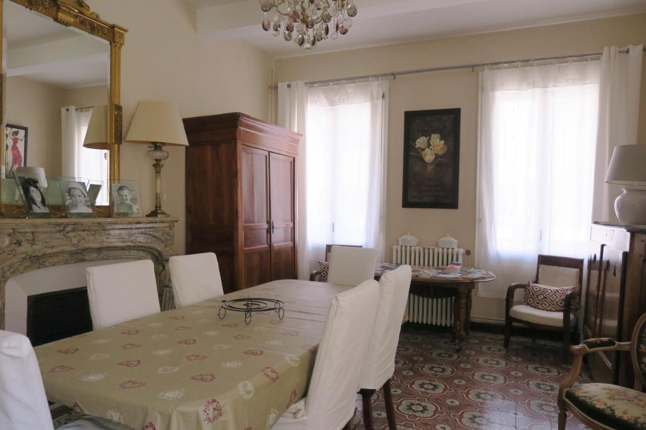 ناربون B&B Le Patio En Ville - Chambres D'Hotes المظهر الخارجي الصورة